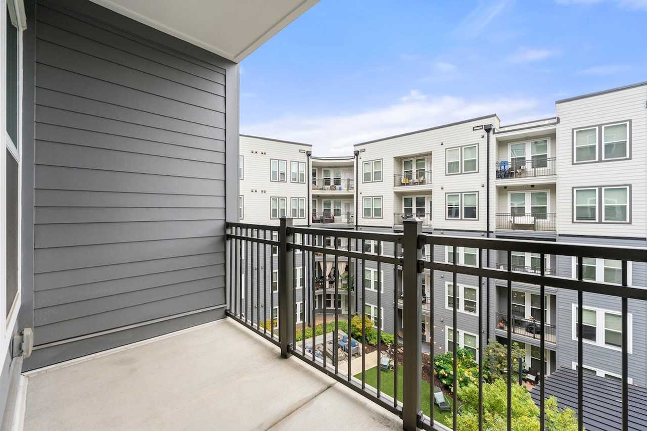 230 Bill Kennedy Way Se #1351862P - Photo 4 of 12