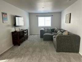 featured image of 3468 Arlen Way