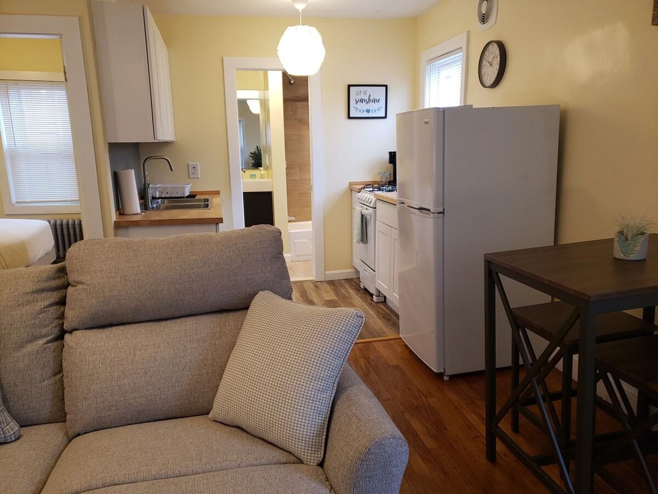 59 Dartmouth Ave #1373621P - Photo 5 of 39