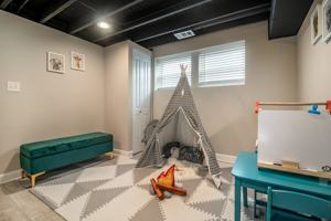 featured image of 5539 S Archer Rd