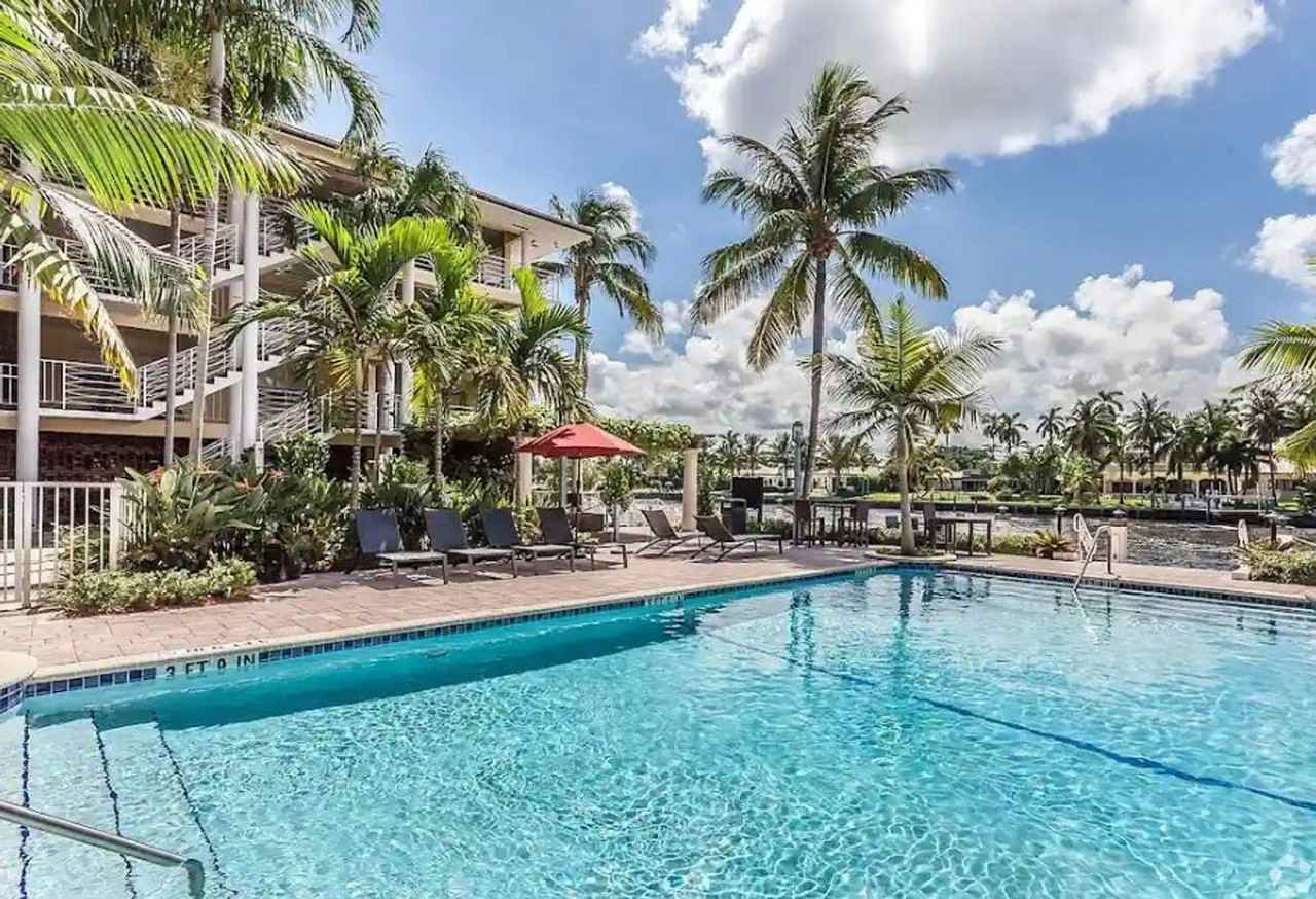 1015 Spanish River Rd #1431638P - Photo 7 of 50