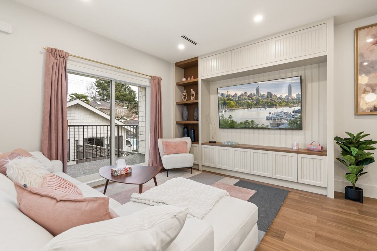 1761 West 16th Ave #1510238P - Photo 7 of 44