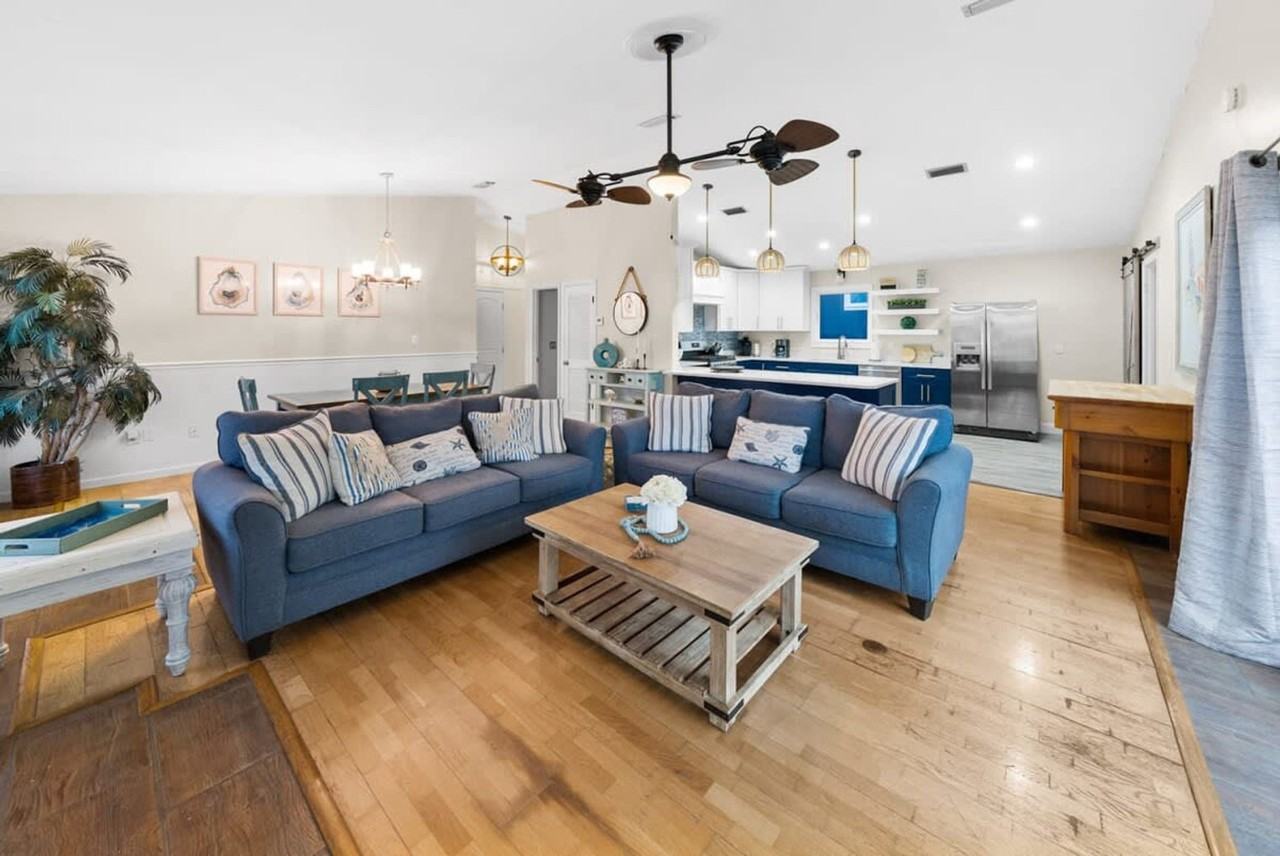 501 Dolphin St #1511626P - Photo 2 of 35