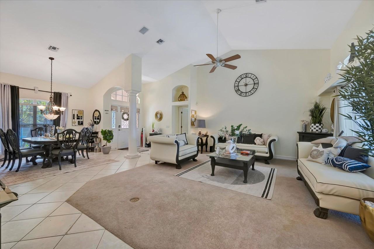 19 Hoffer St #1512877P - Photo 5 of 50