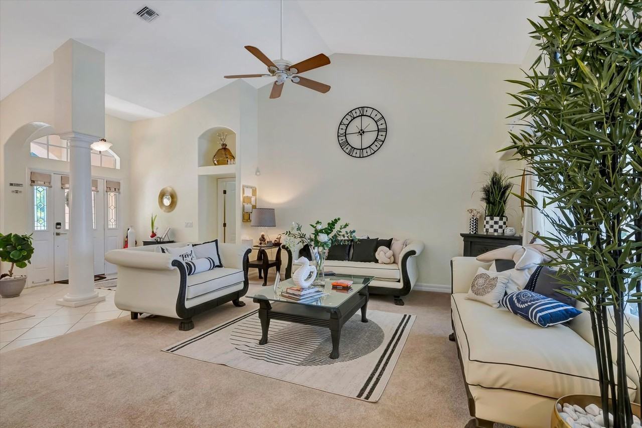 19 Hoffer St #1512877P - Photo 6 of 50