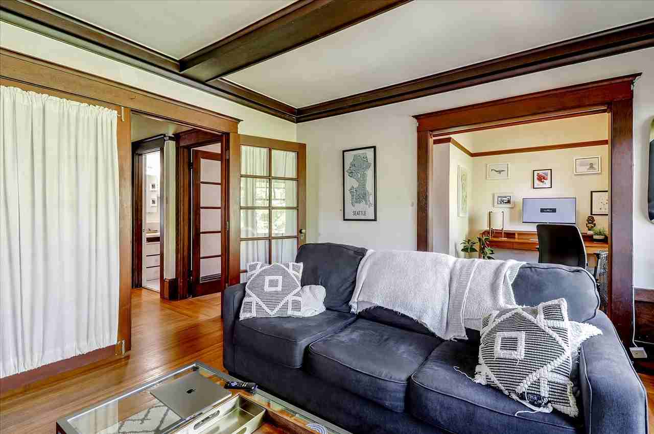 21 Westall Ave #19 - Photo 7 of 17