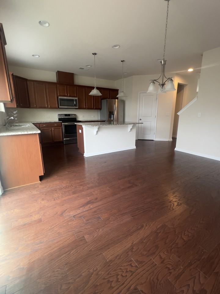 1460 Salem Creek Dr - Photo 2 of 14