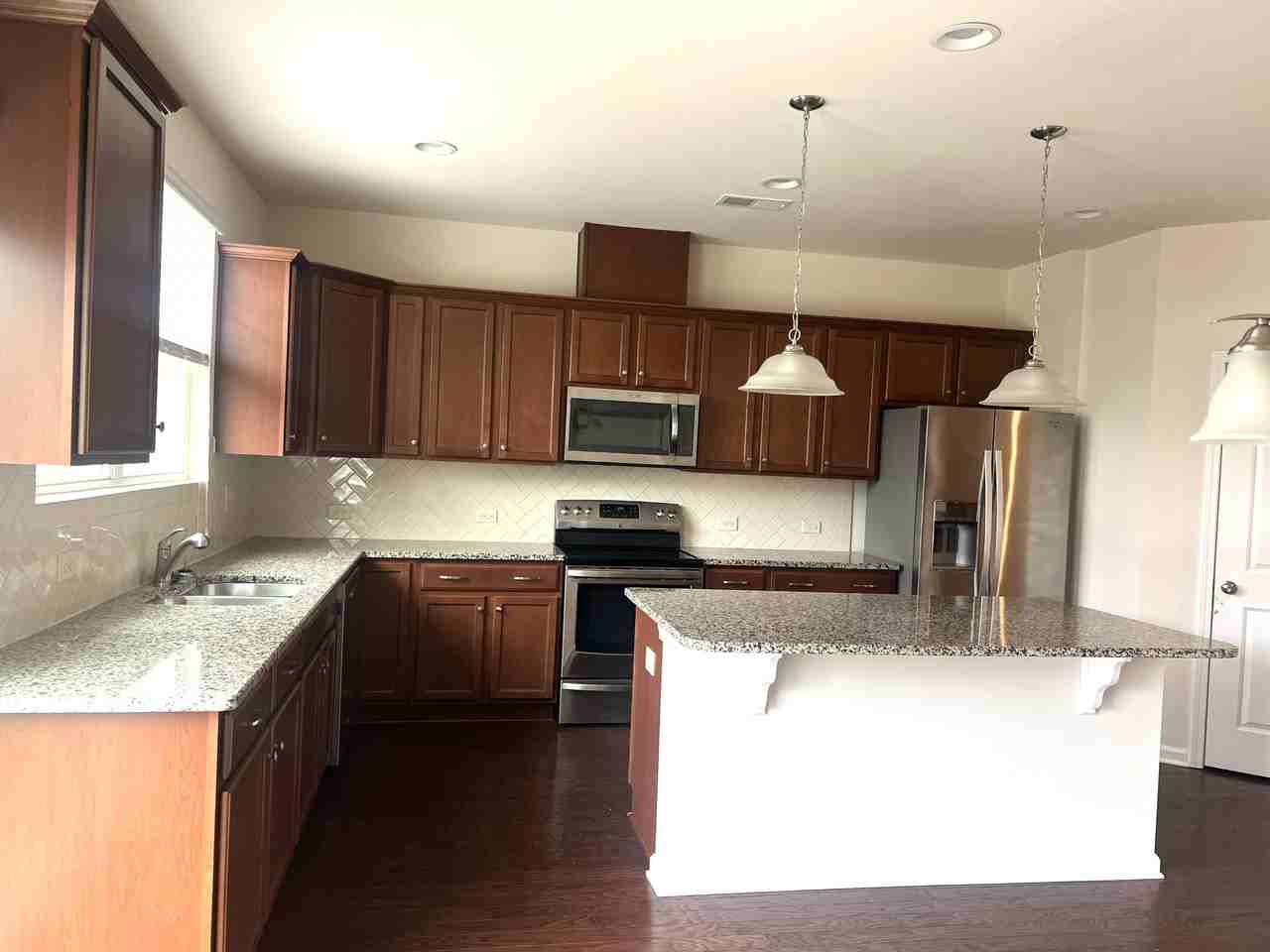 1460 Salem Creek Dr - Photo 4 of 14