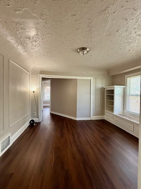 3298 N 13th St - Photo 4 of 15