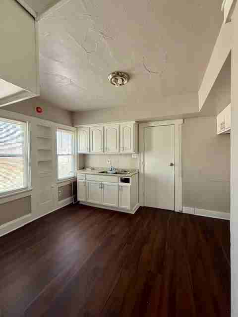 3298 N 13th St - Photo 5 of 15