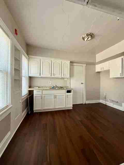 3298 N 13th St - Photo 6 of 15