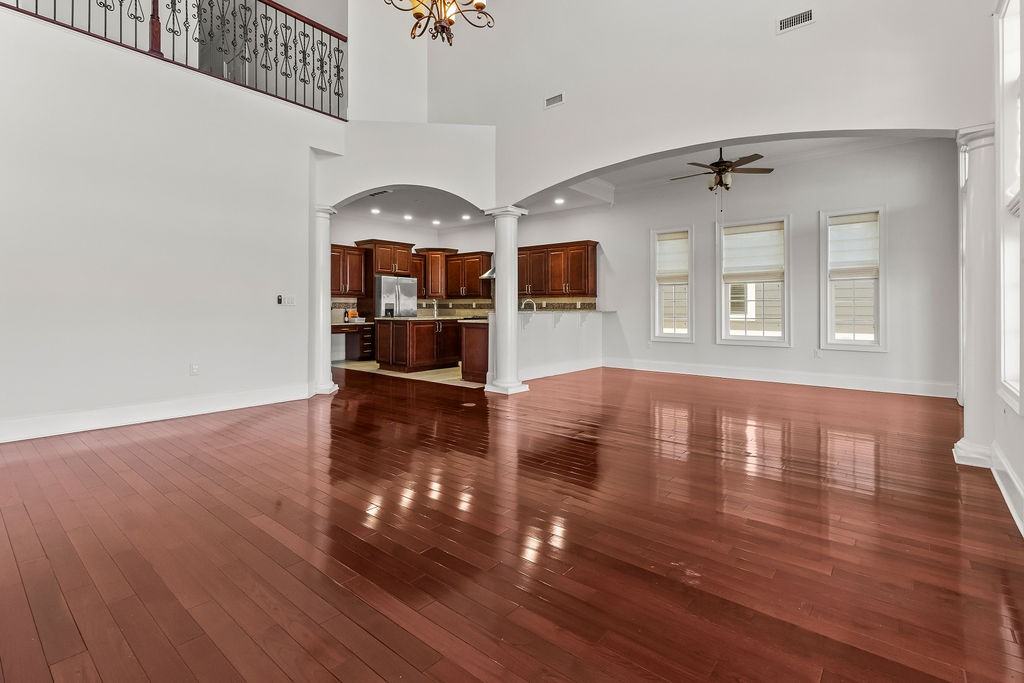 893 Crystal Water Way - Photo 4 of 30