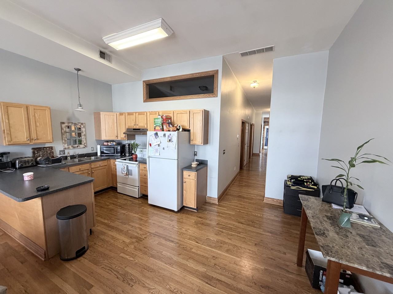 35 S Monroe St #301 - Photo 2 of 10