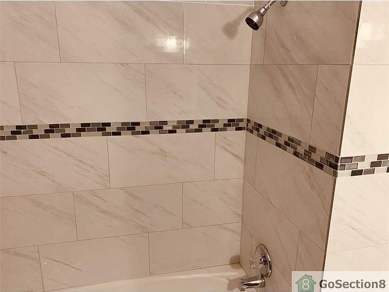 801 Sw 2nd St - Photo 2 of 19