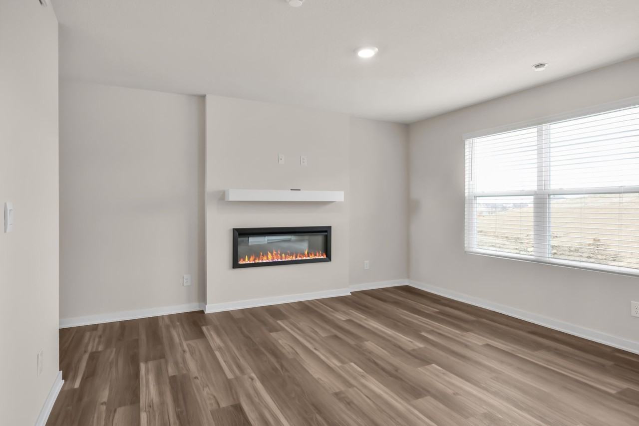 8975 N 167th St - Photo 3 of 37