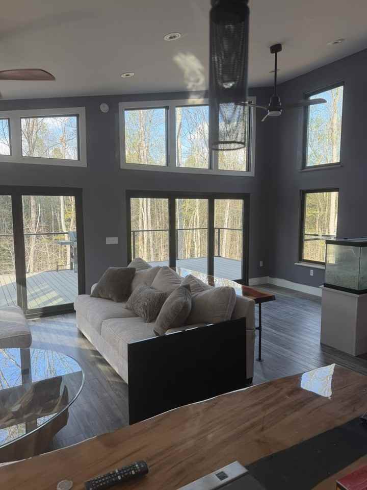623 Richardson Rd - Photo 2 of 21