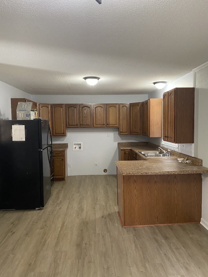 29 Marcon Pl - Photo 3 of 10