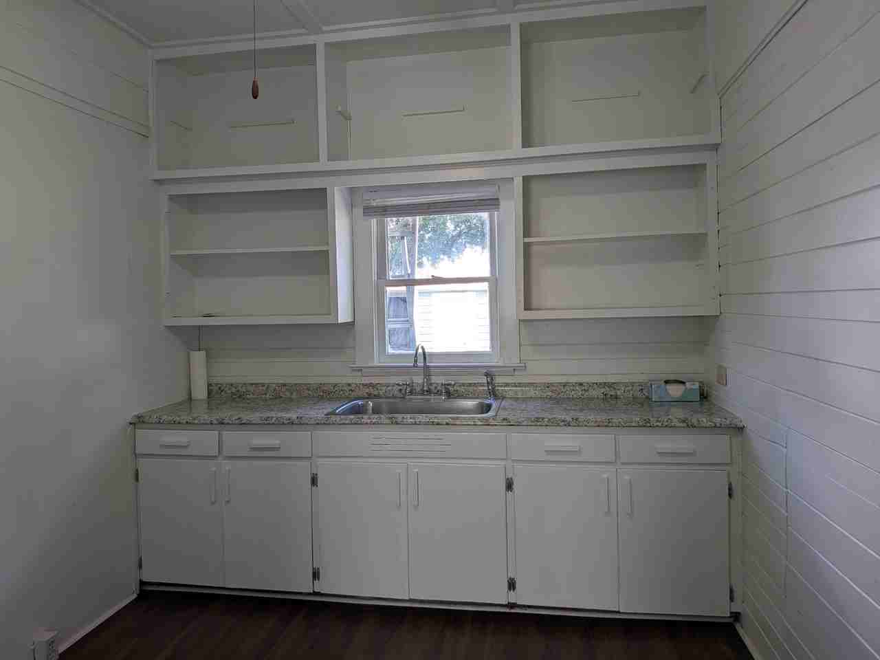 2915 Winter Lake Rd #B - Photo 7 of 10