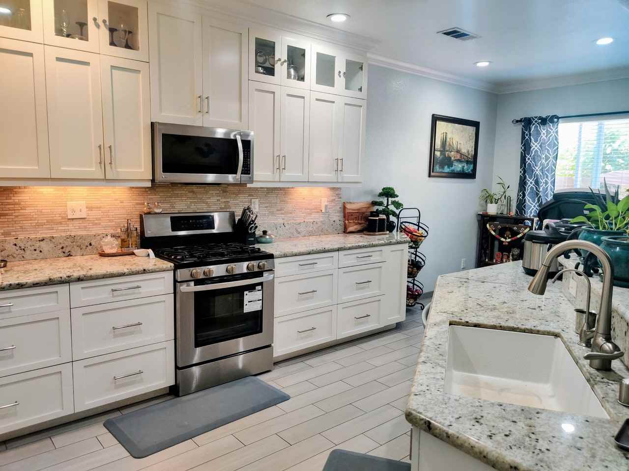 10864 Ivy Hill Dr #1 - Photo 4 of 21