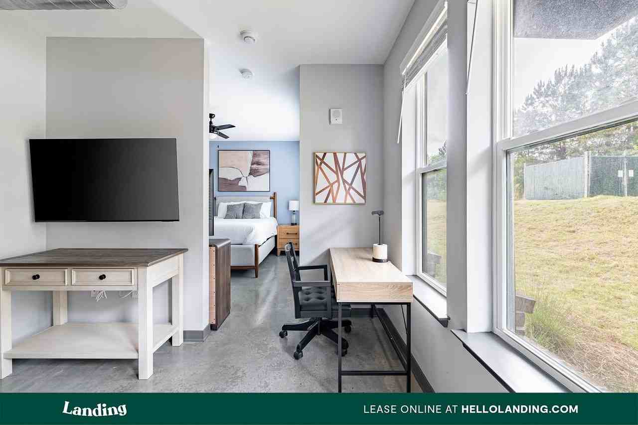 8511 Myslak Way - Photo 7 of 50