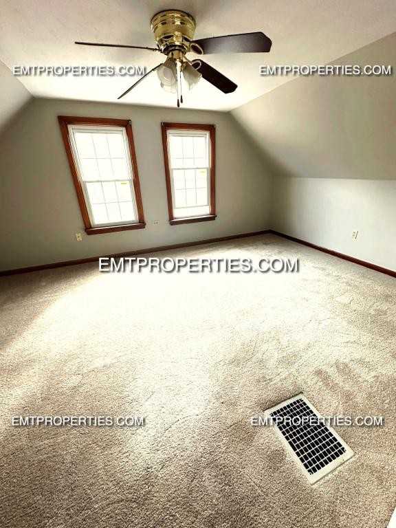 1122 W 18th St - Photo 7 of 8