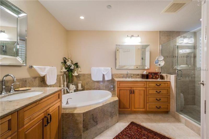 331 Cleveland St - Photo 5 of 12