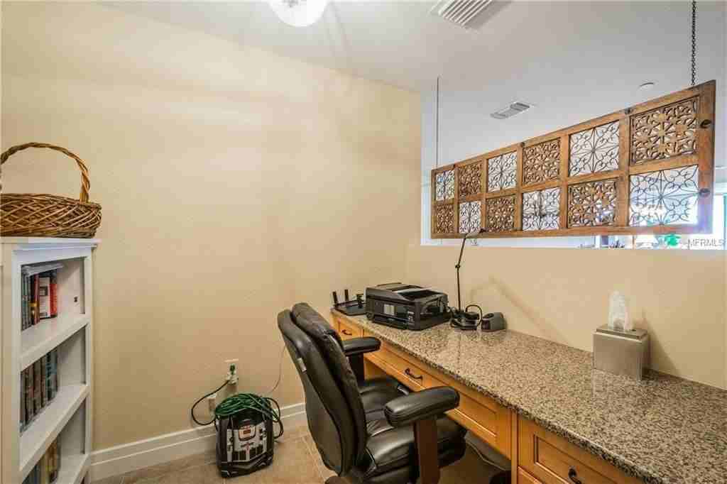 331 Cleveland St - Photo 7 of 12