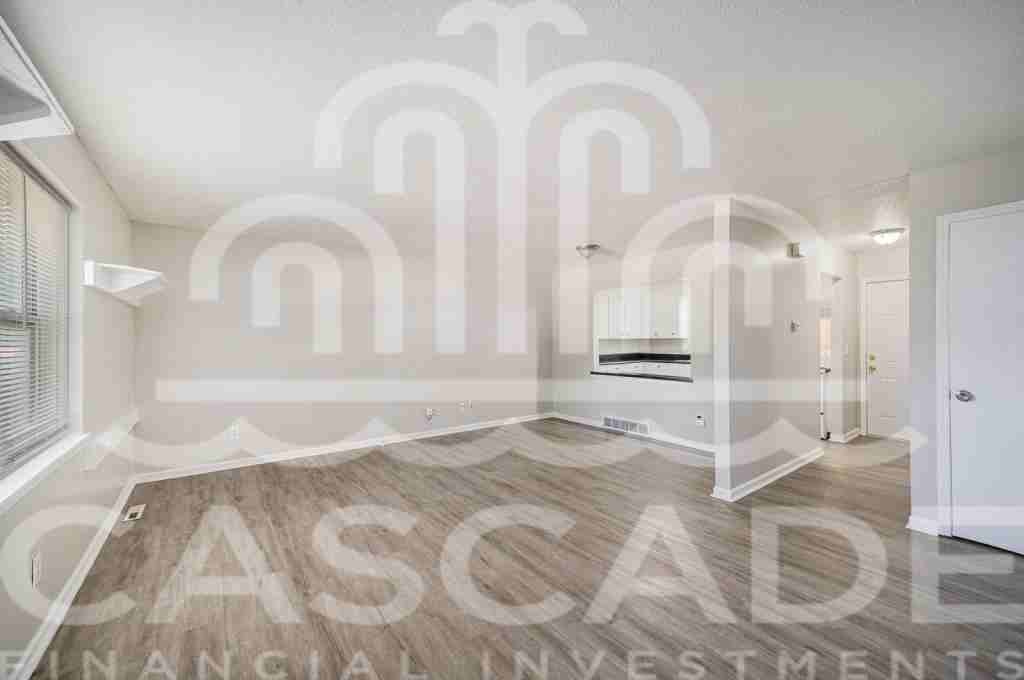 108 N Chestnut St #A - Photo 2 of 16