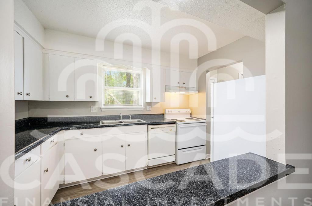 108 N Chestnut St #A - Photo 4 of 16