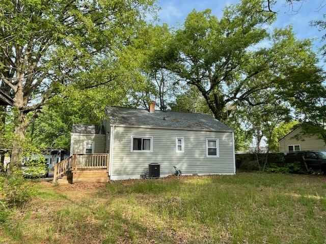 2419 Salua Dr - Photo 2 of 9