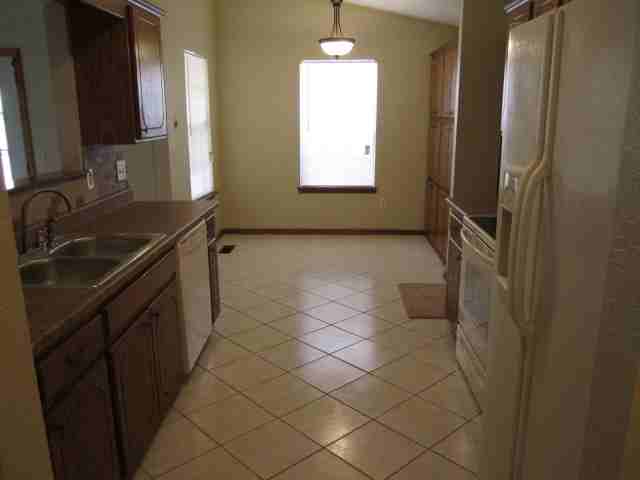 2701 Pennington Avenue - Photo 7 of 20