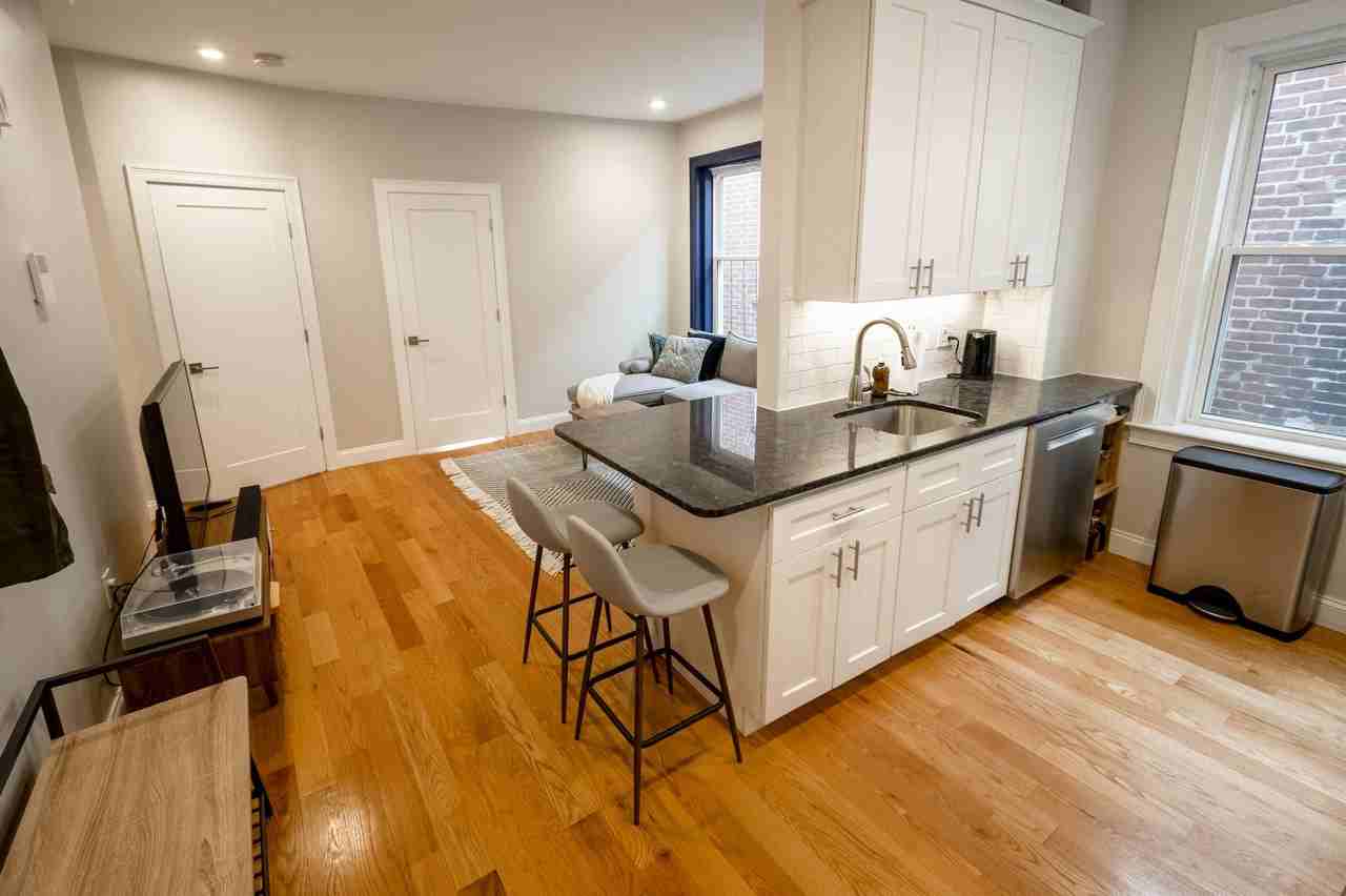 81 Prince St #4 - Photo 4 of 13
