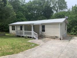 featured image of 6806 Skyview Dr Se