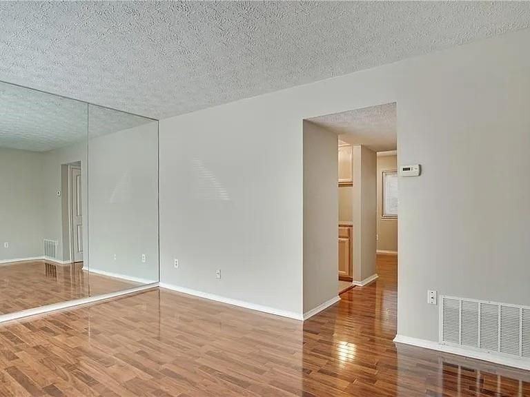 Century Dr - Photo 4 of 18