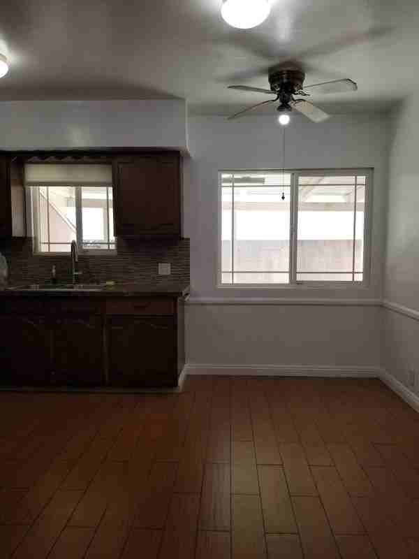 545 N Elspeth Way - Photo 6 of 14