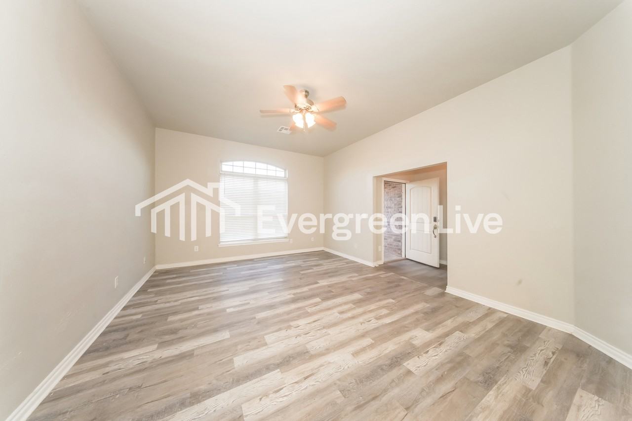10605 Sw 32nd St - Photo 2 of 15