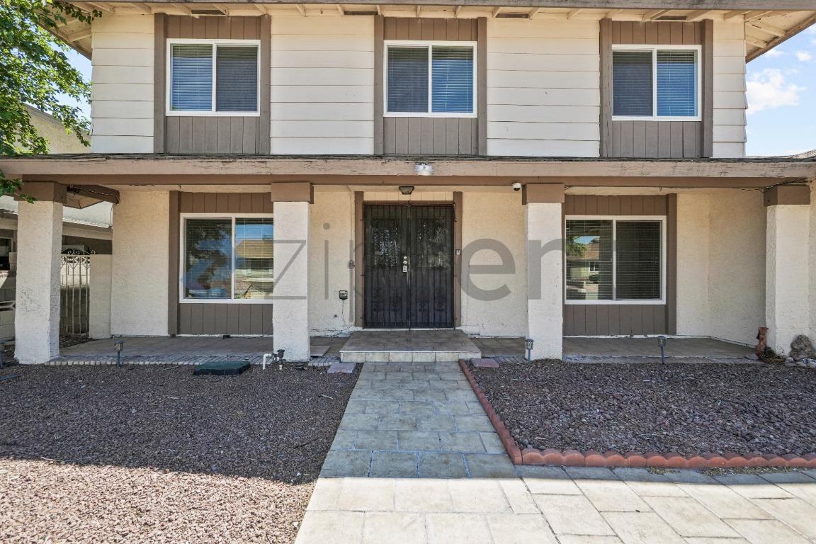 899 Monika Way - Photo 5 of 32