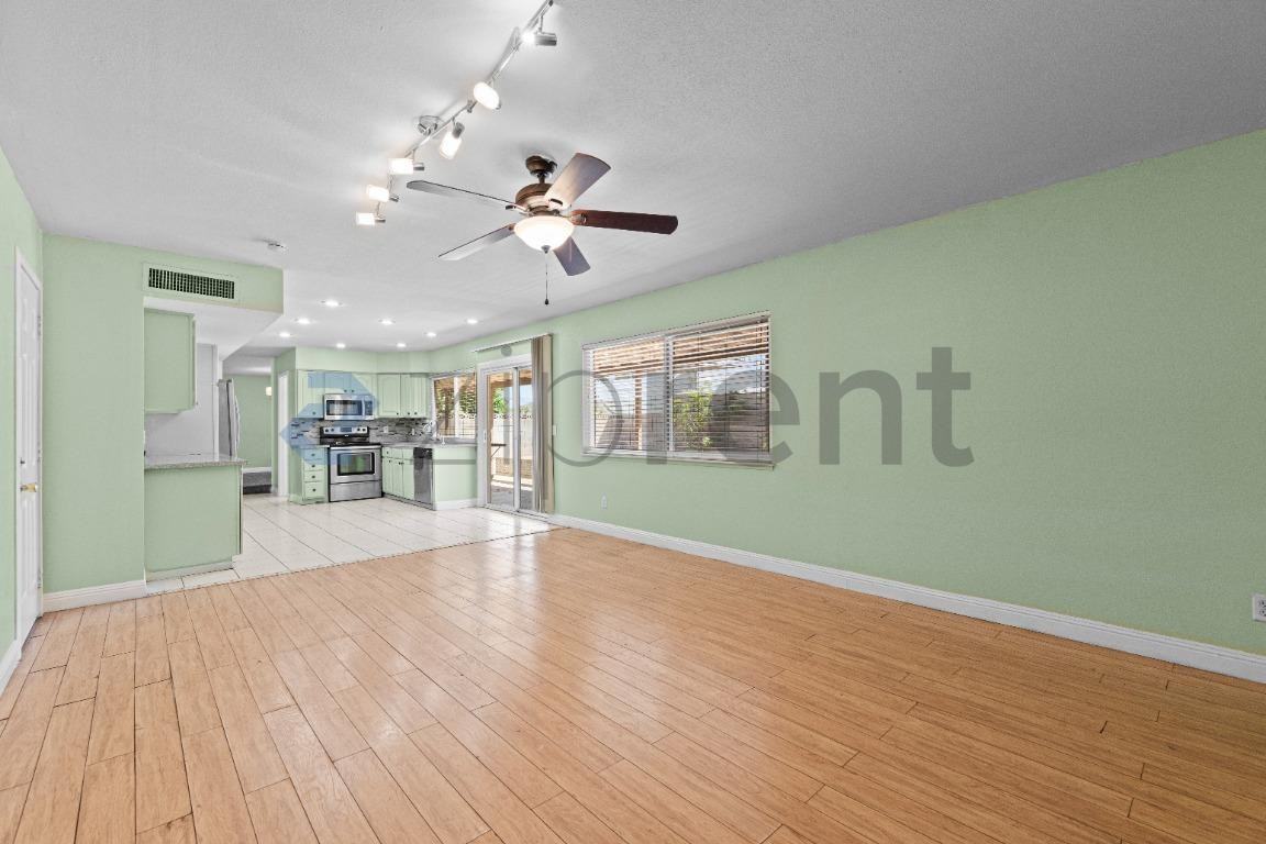 899 Monika Way - Photo 6 of 31