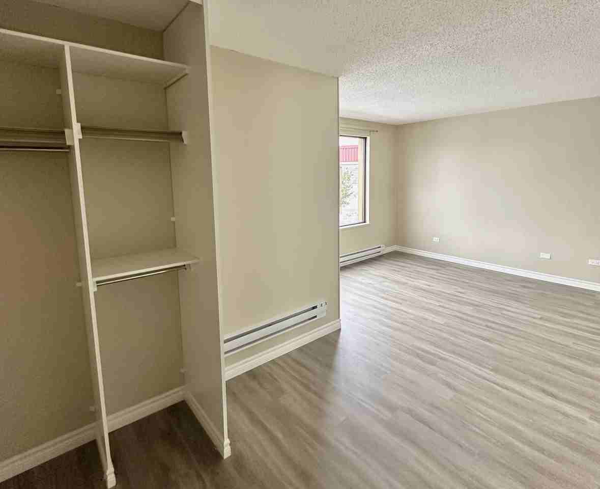 The Bristol - Photo 7 of 11