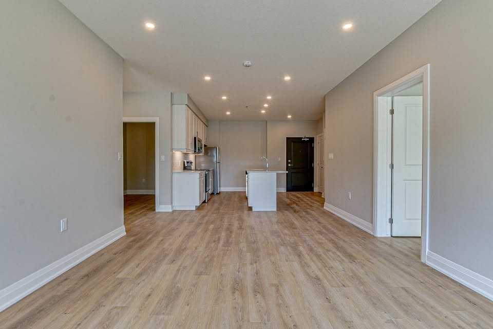 Coronation Dr. 1020 - Photo 7 of 19