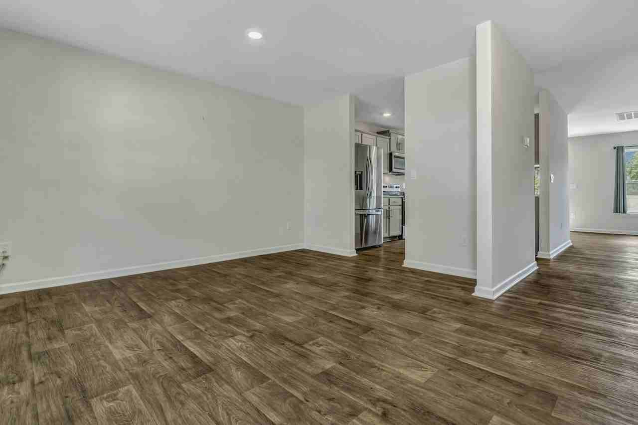 227 Roper Street - Photo 7 of 50