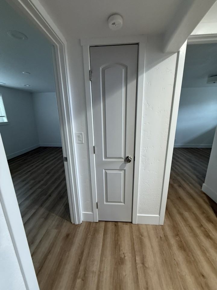 80 E 1000 S - Photo 5 of 26