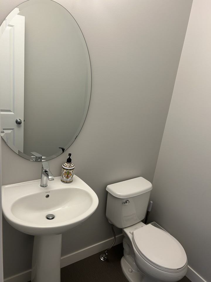 3 Bedroom | 2.5 Bathroom | 324 Brighton Gate - Photo 5 of 34