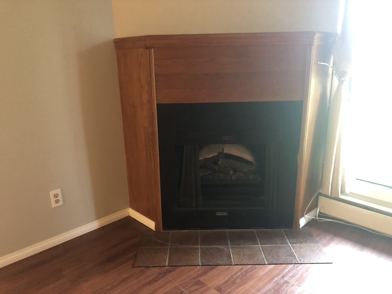 2 Bedroom | 1 Bathroom | 101 - Photo 5 of 13