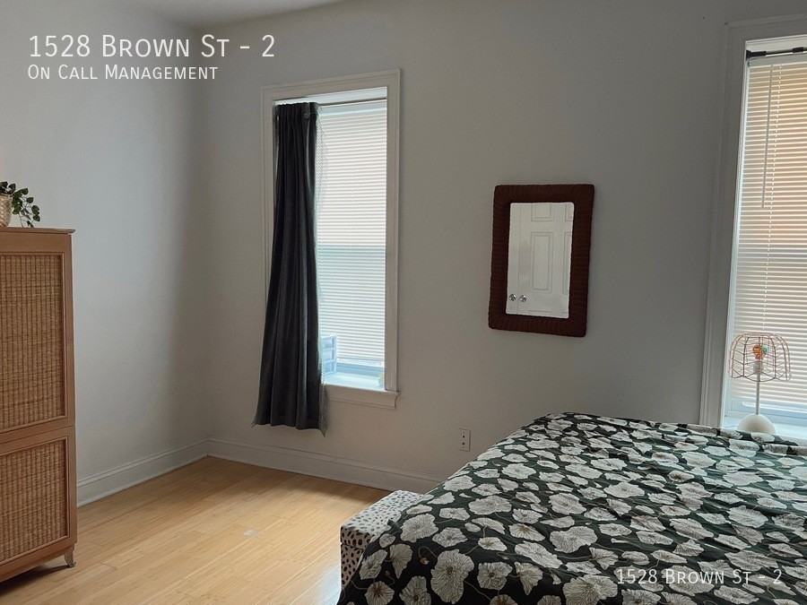 1528 Brown St #2 - Photo 7 of 14