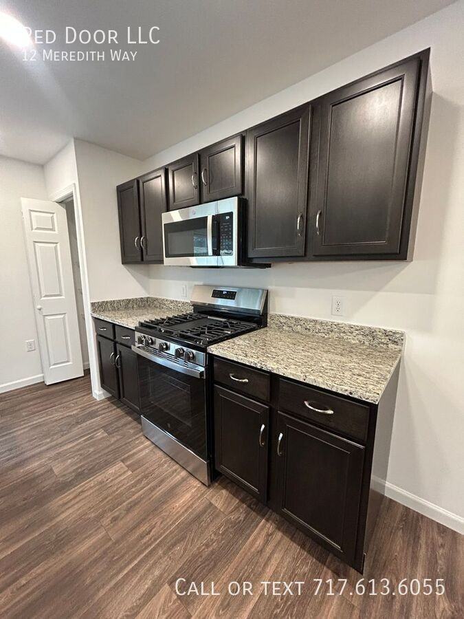 12 Meredith Way - Photo 4 of 21