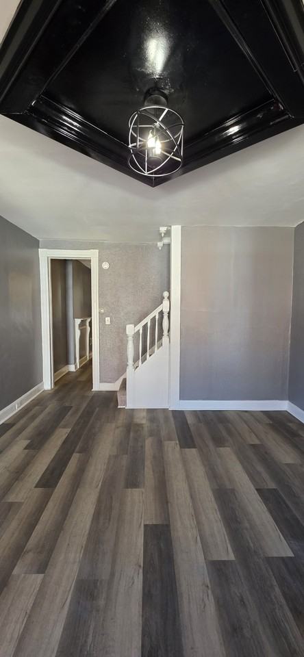 2707 Presbury St - Photo 4 of 18