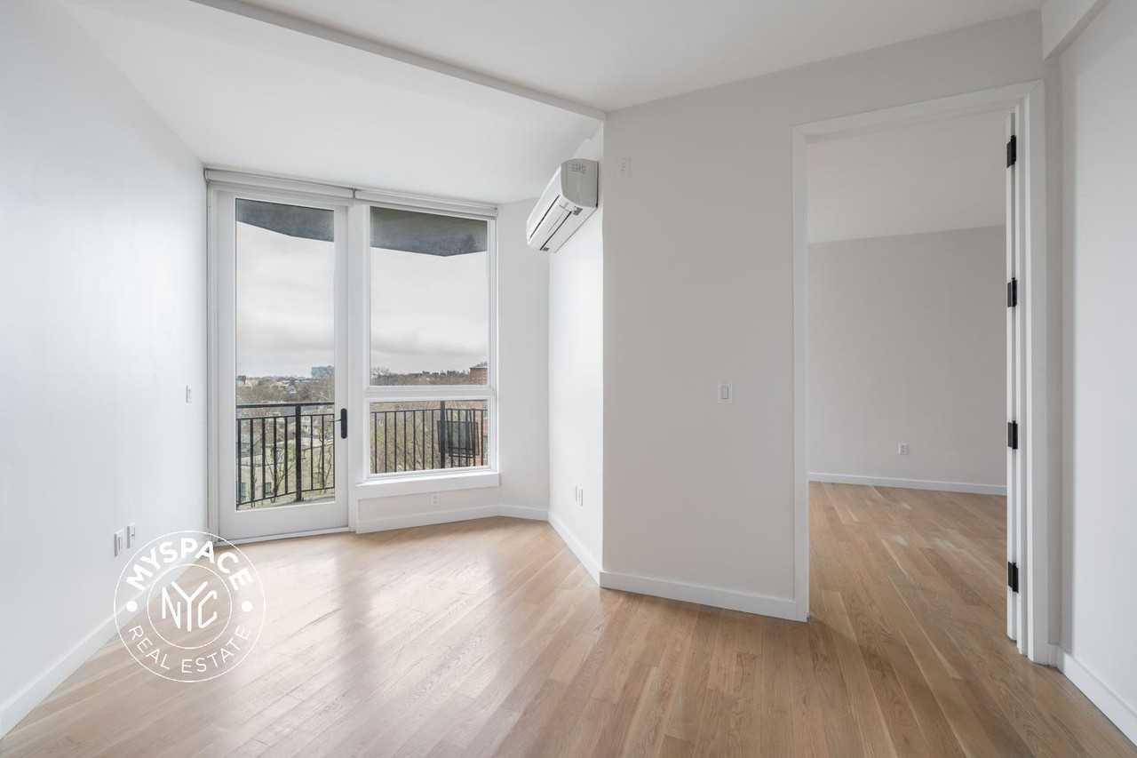 1326 Ocean Ave #5H - Photo 6 of 22