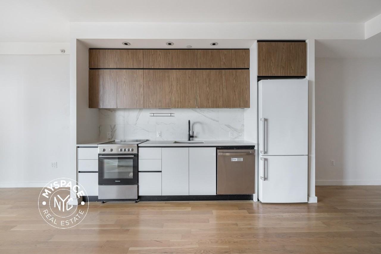 1326 Ocean Ave #5H - Photo 7 of 22