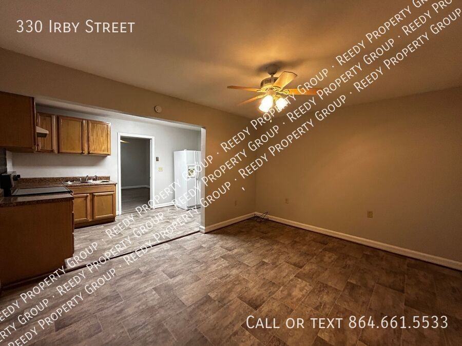 330 Irby St - Photo 3 of 8